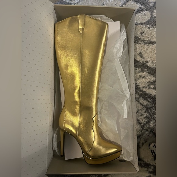 Thalia Sodi Shoes - Thalia Sodi Women's Trixi Platform Gold Stiletto Boots. BRAND NEW in the box